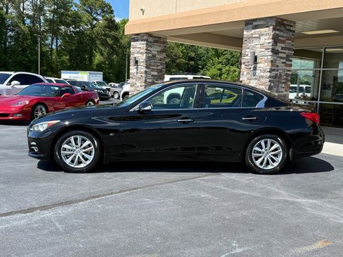 Used 2015 INFINITI Q50 Premium w/ All Weather Package AWD/4WD image 2