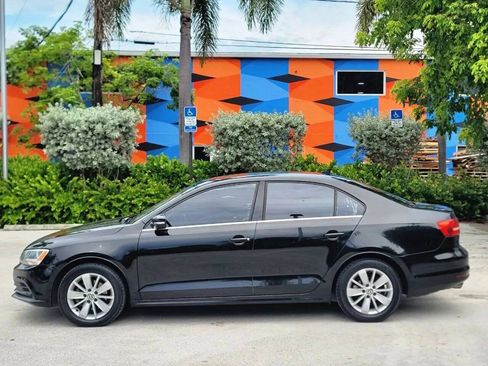 Used 2015 Volkswagen Jetta Sport FWD image 9