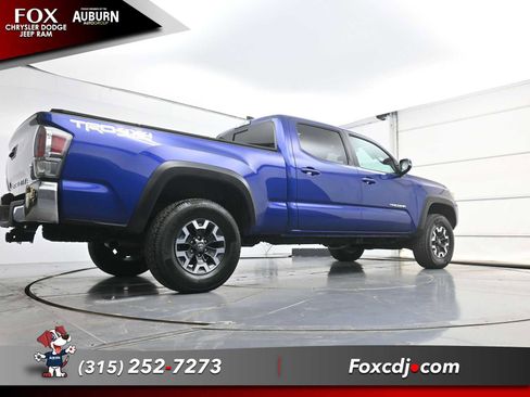 Used 2023 Toyota Tacoma TRD Off-Road AWD/4WD image 23