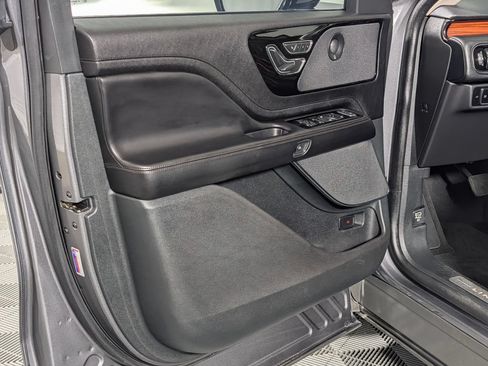 Used 2024 Lincoln Aviator Reserve w/ Elements Package Plus RWD image 25