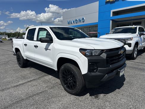 New 2026 Chevrolet Colorado W/T w/ WT Custom Package AWD/4WD image 2