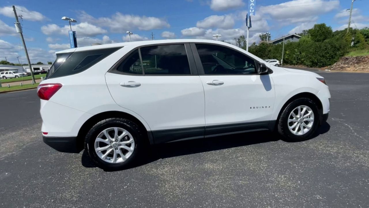 Used 2020 Chevrolet Equinox LS FWD image 9