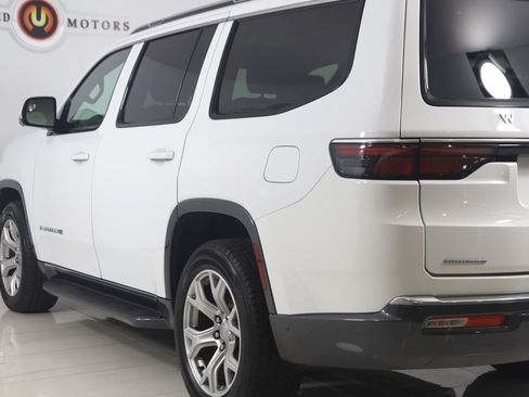 Used 2022 Jeep Wagoneer Series I w/ Convenience Group I AWD/4WD image 28
