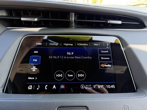 Used 2021 Cadillac XT4 Premium Luxury AWD/4WD image 14