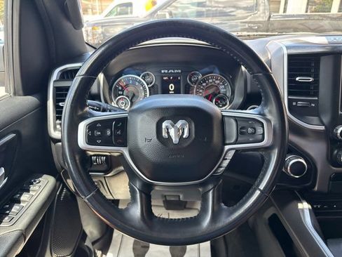 Used 2019 RAM 1500 Big Horn RWD image 23