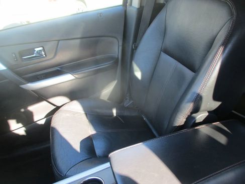 Used 2013 Ford Edge SEL FWD image 14