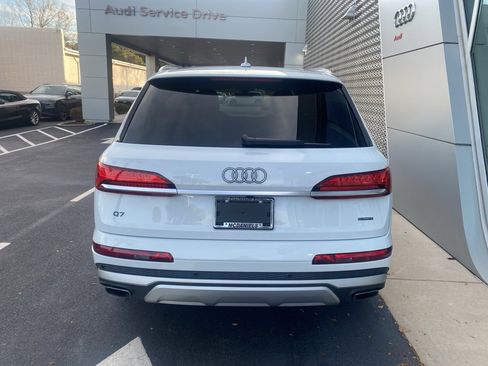 Used 2025 Audi Q7 3.0T Premium w/ Convenience Package image 5