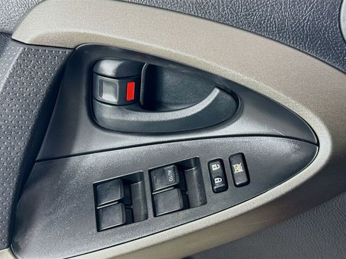 Used 2009 Toyota RAV4 Sport image 19