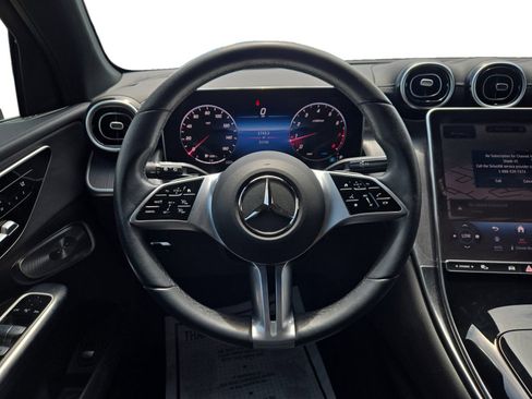 Used 2024 Mercedes-Benz GLC 300 4MATIC image 22