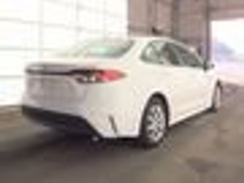 Used 2023 Toyota Corolla LE image 2