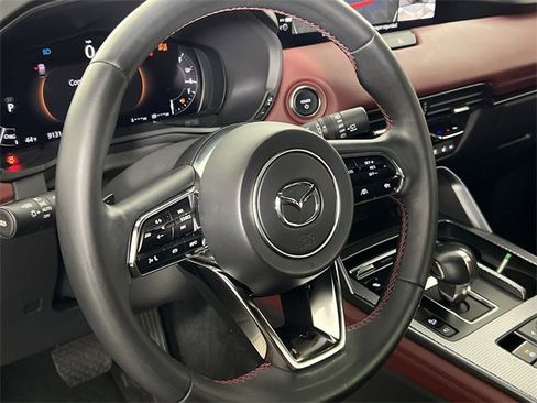 Certified 2025 MAZDA CX-70 Plug-In Hybrid w/ Premium Plus image 11