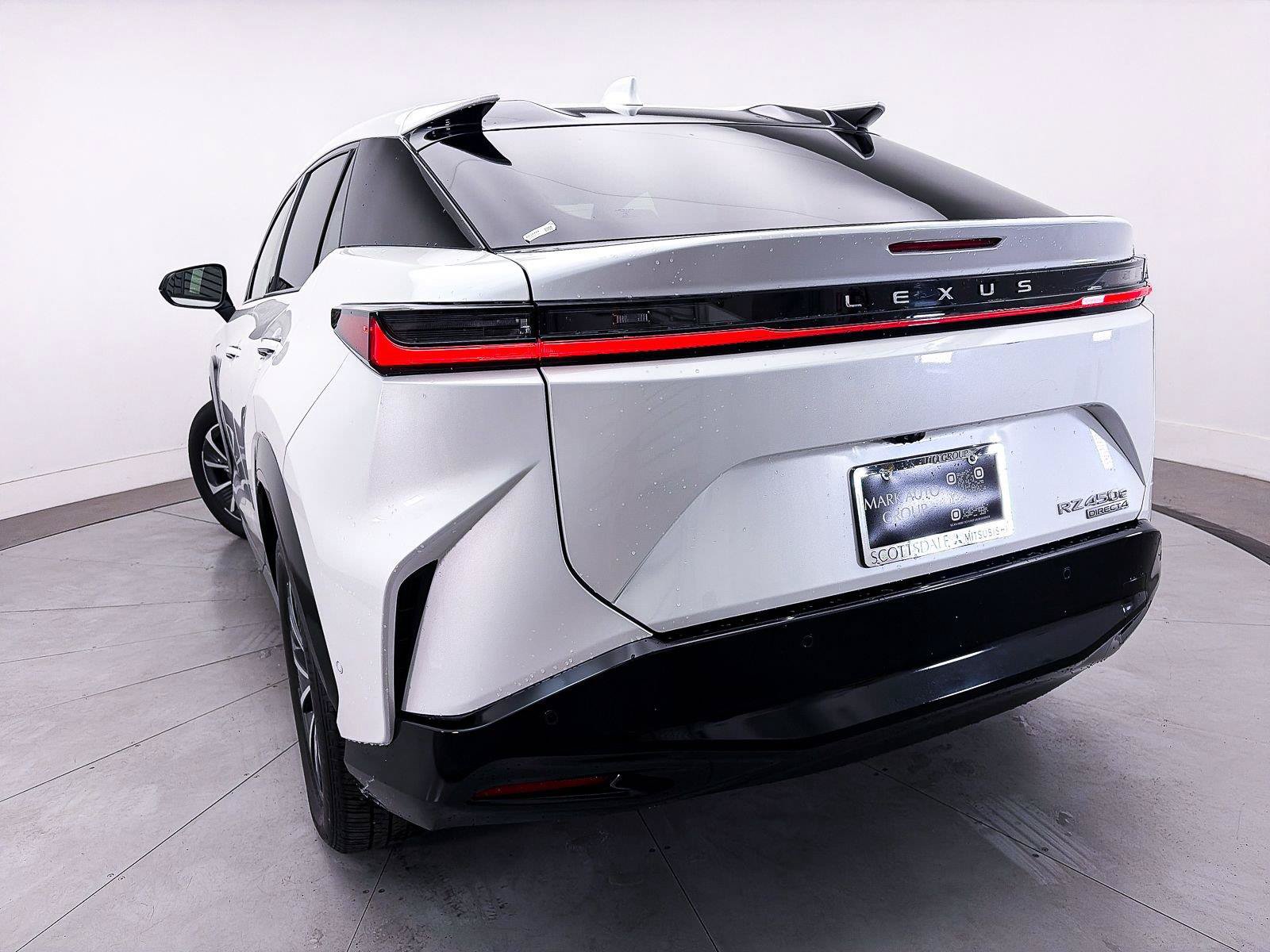 Used 2023 Lexus RZ 450e Premium w/ Technology Package AWD/4WD image 10