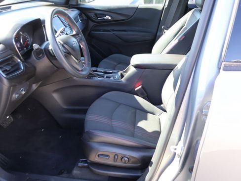 Used 2023 Chevrolet Equinox RS image 42