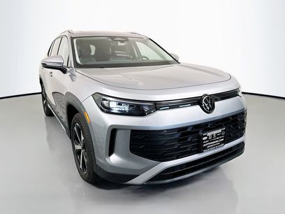 New 2026 Volkswagen Tiguan SE