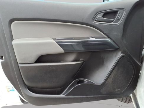 Used 2019 Chevrolet Colorado W/T w/ WT Convenience Package image 12