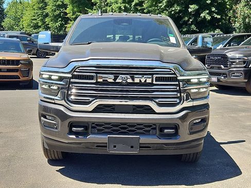 New 2026 RAM 2500 Laramie AWD/4WD image 2