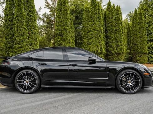 Used 2023 Porsche Panamera 4 Platinum Edition AWD/4WD image 12