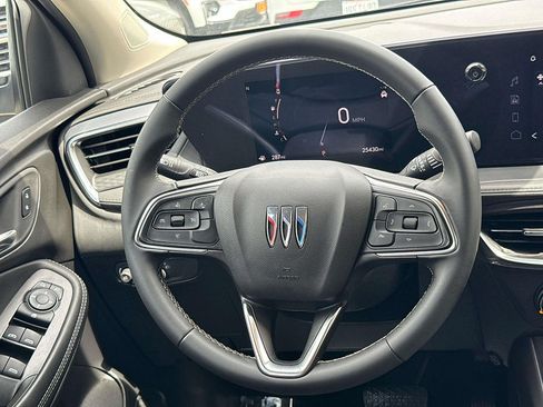 Used 2025 Buick Encore GX Preferred FWD image 13
