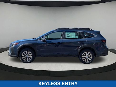 Certified 2025 Subaru Outback 2.5i image 7