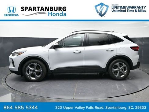 Used 2025 Ford Escape ST-Line FWD image 1