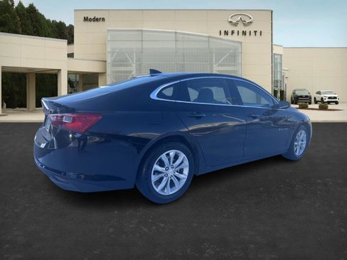 Used 2023 Chevrolet Malibu LT image 2