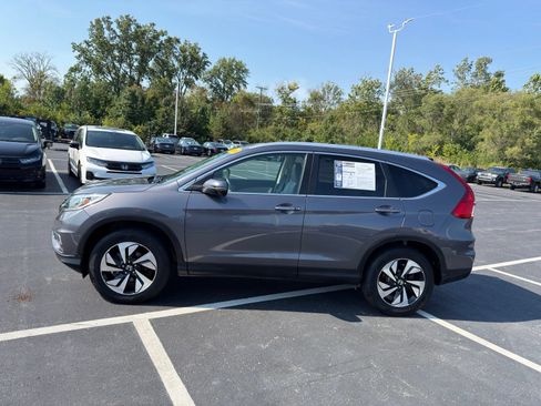 Used 2016 Honda CR-V Touring image 3