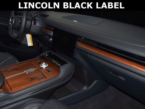 New 2025 Lincoln Navigator L Black Label image 11