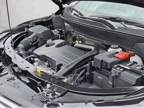 New 2027 Chevrolet Equinox LT FWD image 17