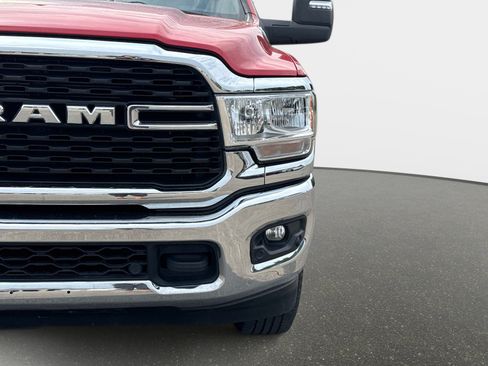 Used 2024 RAM 2500 Big Horn AWD/4WD image 10