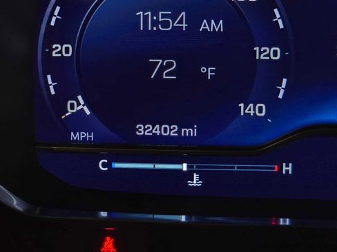 Used 2024 Chevrolet Tahoe Z71 w/ Off-Road Capability Package image 27