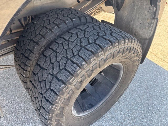 Used 2017 Ford F350 Platinum w/ Platinum Ultimate Package AWD/4WD image 21