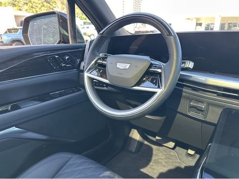 Used 2026 Cadillac Escalade IQL Sport 1 AWD/4WD image 6