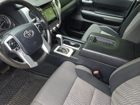 Used 2017 Toyota Tundra SR5 w/ TRD Off Road Package AWD/4WD image 10