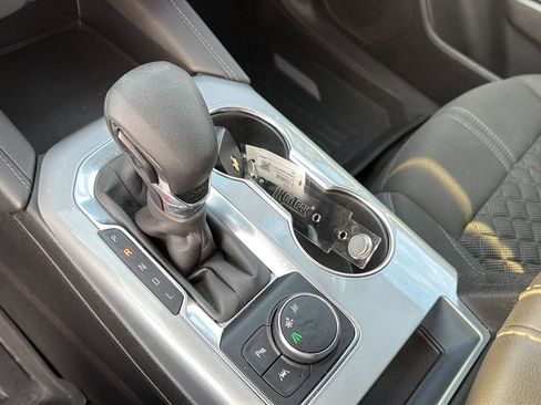 Used 2021 Chevrolet Blazer LT FWD image 27