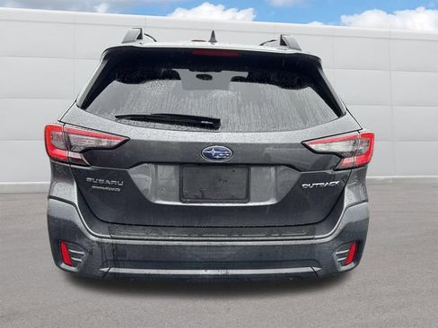 Used 2021 Subaru Outback Premium image 4