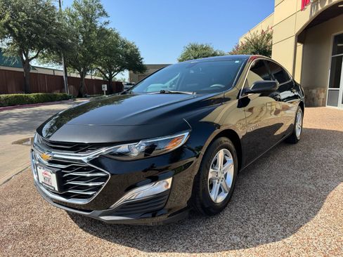 Used 2019 Chevrolet Malibu LS FWD image 4