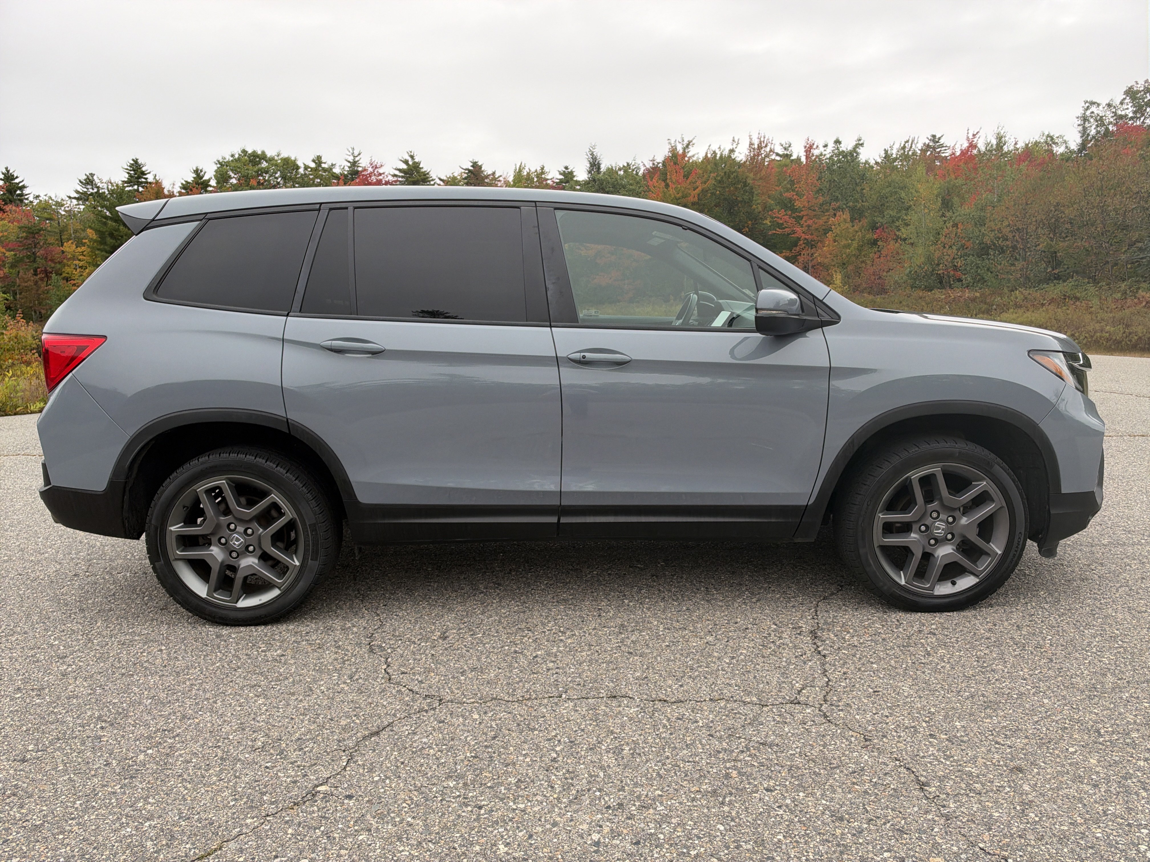 Used 2022 Honda Passport EX-L image 4