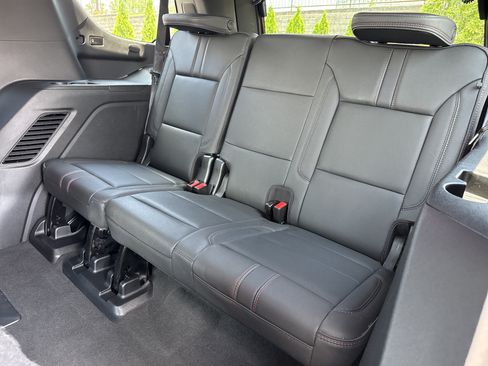 Used 2023 Chevrolet Tahoe RST w/ Luxury Package AWD/4WD image 32