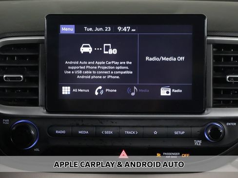 Used 2020 Hyundai Venue SEL FWD image 4