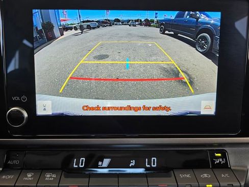 Used 2025 Toyota Camry LE FWD image 9