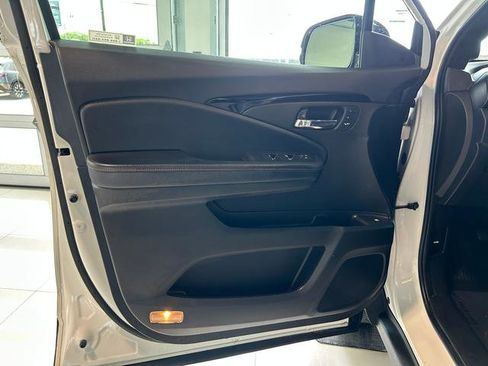 Used 2021 Honda Ridgeline Black Edition image 14