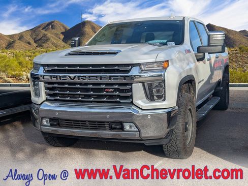 Used 2020 Chevrolet Silverado 2500 LTZ w/ LTZ Plus Package image 1