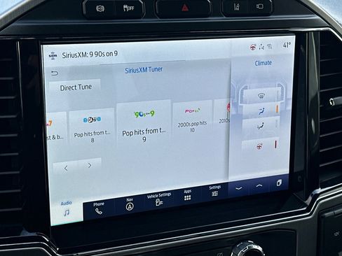 Used 2022 Ford F350 Platinum image 17