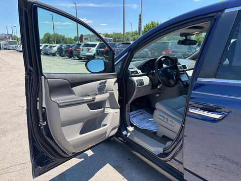 Used 2015 Honda Odyssey EX-L image 17