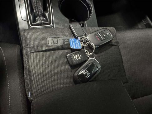 Used 2022 Honda Civic LX image 31