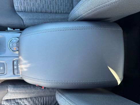 New 2025 Ford Ranger XLT w/ Equipment Group 301A High image 25