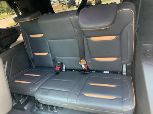 Used 2022 GMC Yukon AT4 AWD/4WD image 24