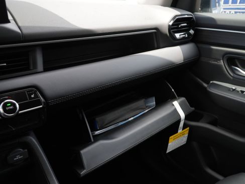 New 2026 Honda Pilot Touring image 30