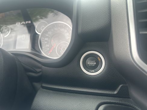 Used 2022 RAM 1500 Big Horn AWD/4WD image 26