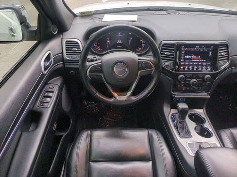 Used 2022 Jeep Grand Cherokee Limited w/ Trailer Tow Group IV image 17